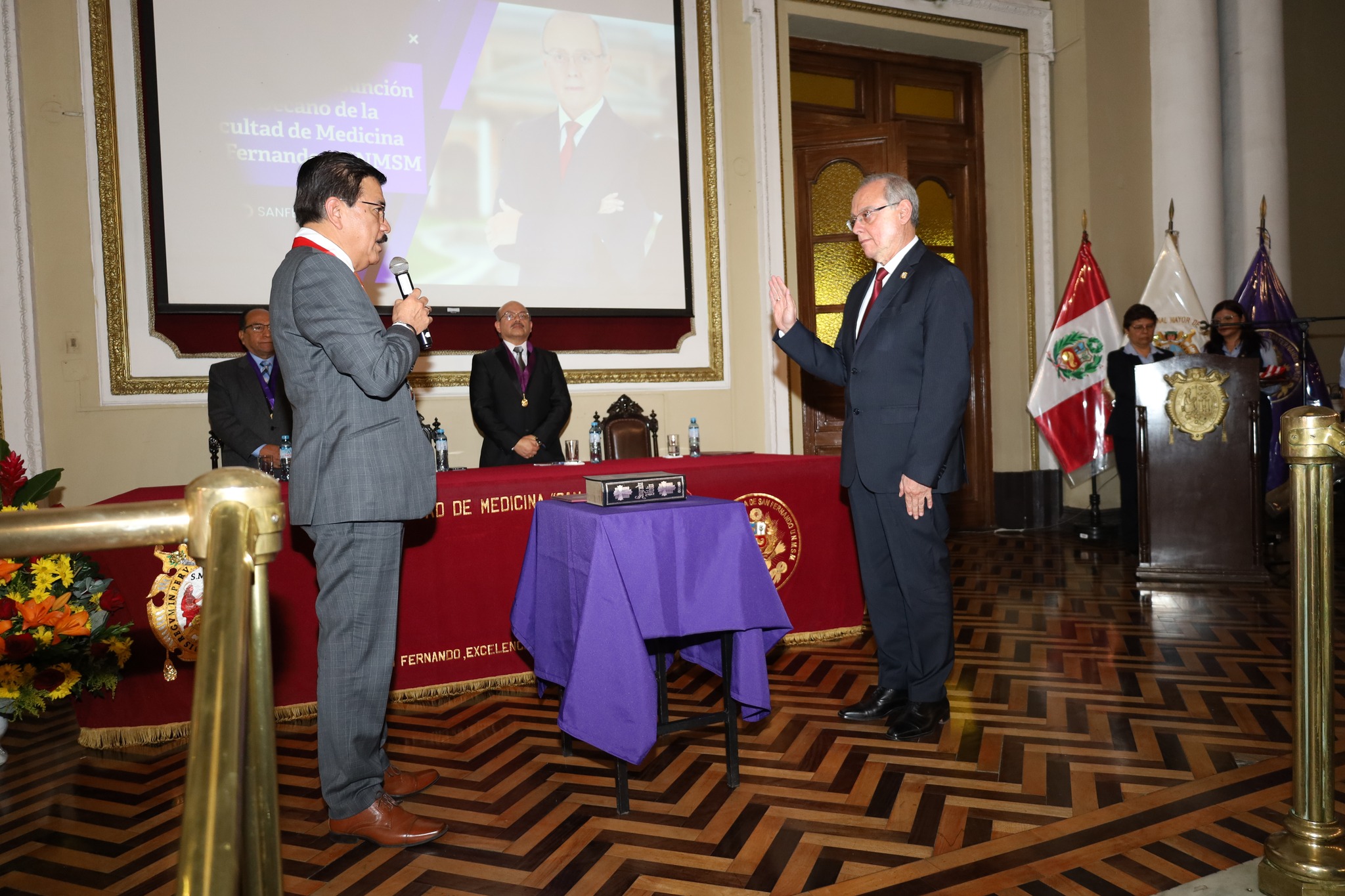 asuncion decano medicina unmsm (2)